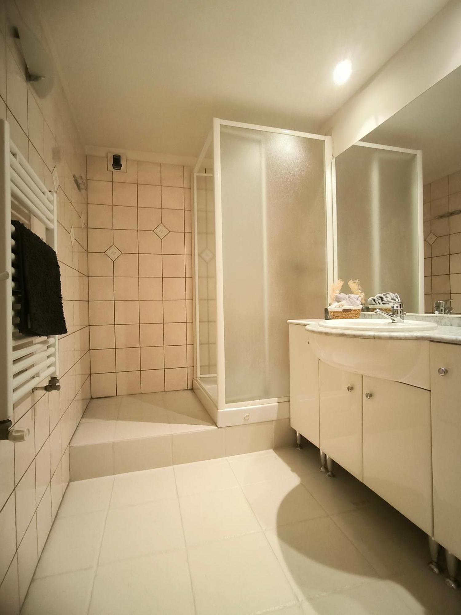 Superbe Appartement Avec Jardin Quart Mazarin Aix-en-Provence Ngoại thất bức ảnh